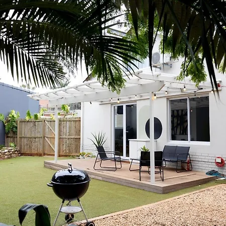 Peaceful Modern Home With Private Garden In Durban North Buitenkant foto