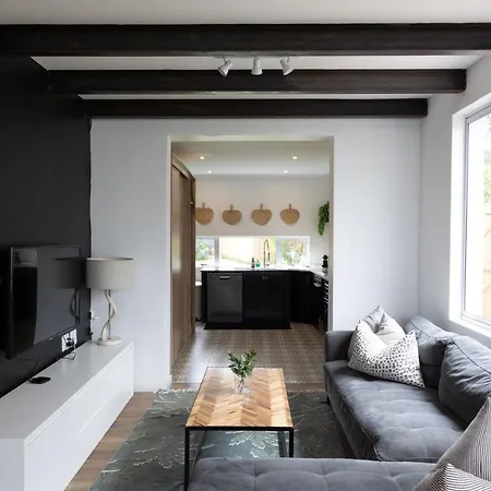 Peaceful Modern Home With Private Garden In Durban North Buitenkant foto